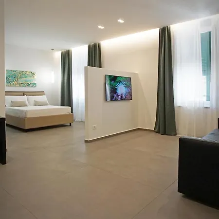 Guest house New Moon