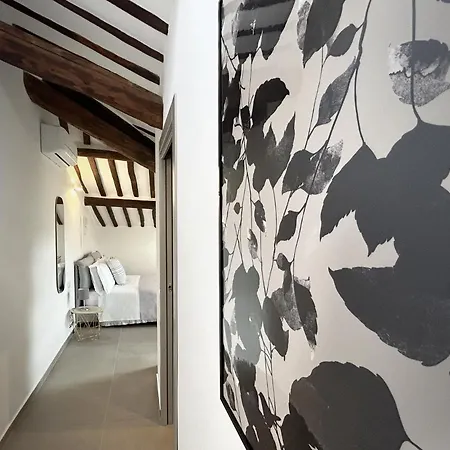 Guest house New Moon